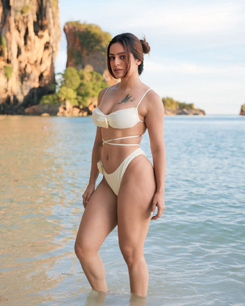 CALL GIRL SERVIES IN #DUBAI +971547687034