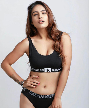 Pakistani Escort In Dubai	+971582911629