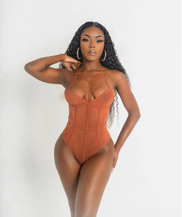 Independent Dubai Escort Call girl dubai escorts 